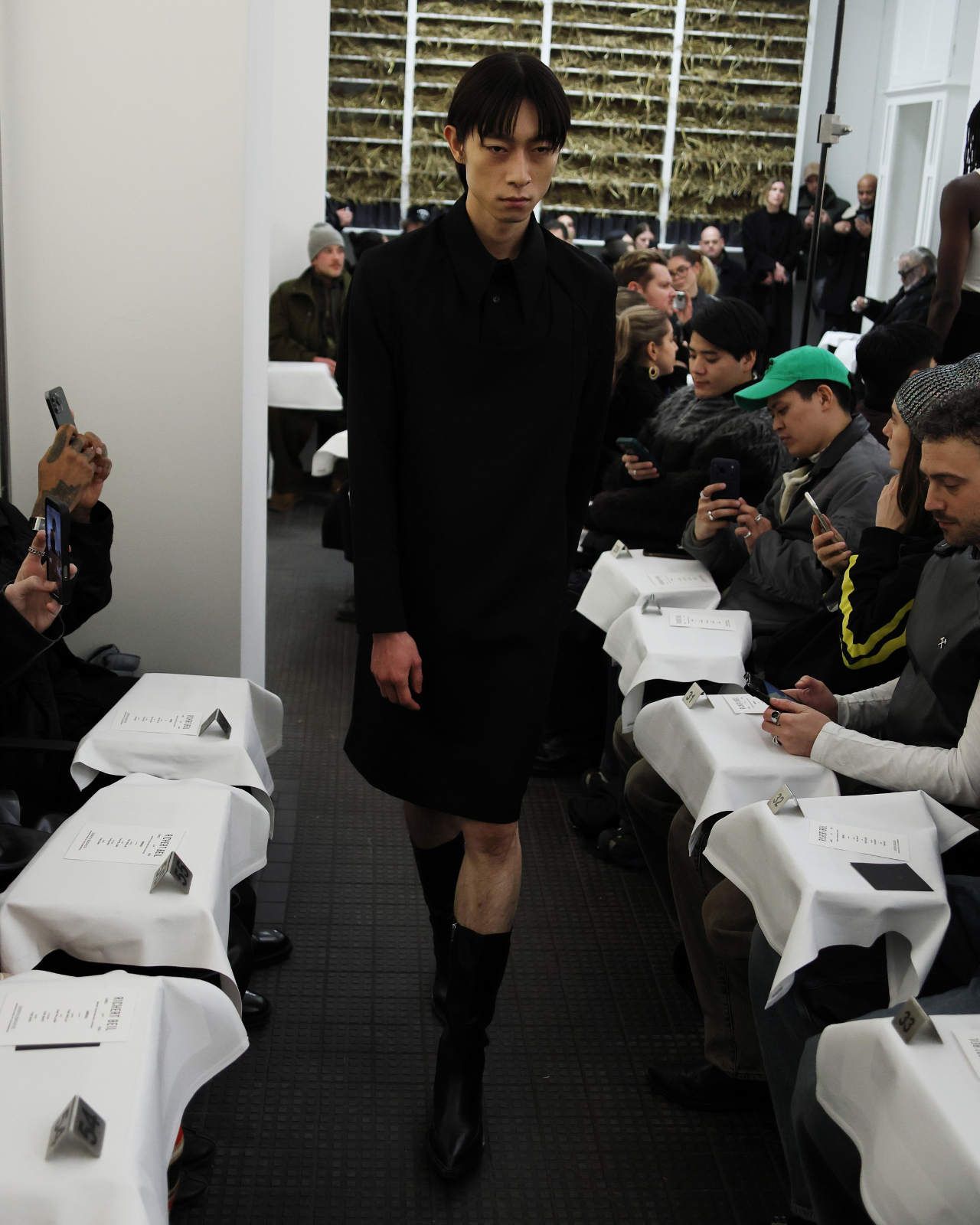 Richert_Beil_Aw26_Look02_Social_by_Boris Marberg_for_BFW.jpg