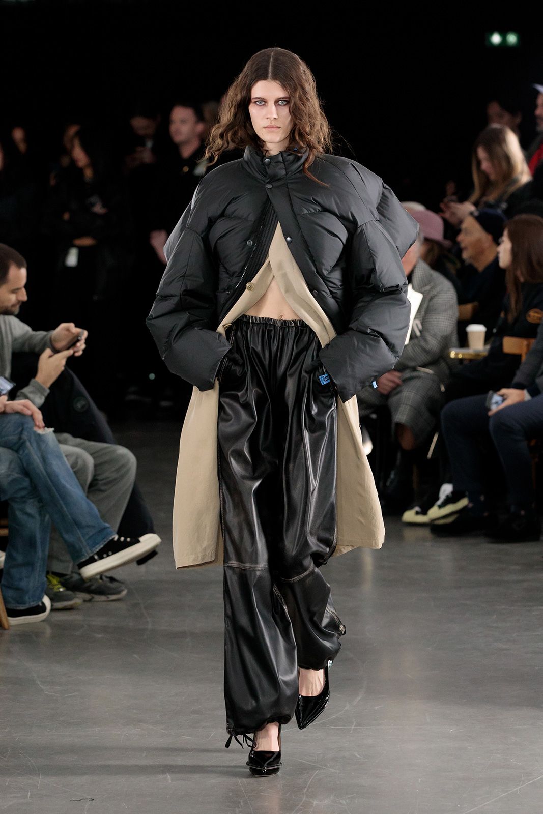 Maison Mihara Yasuhiro F W 2023 48.jpg