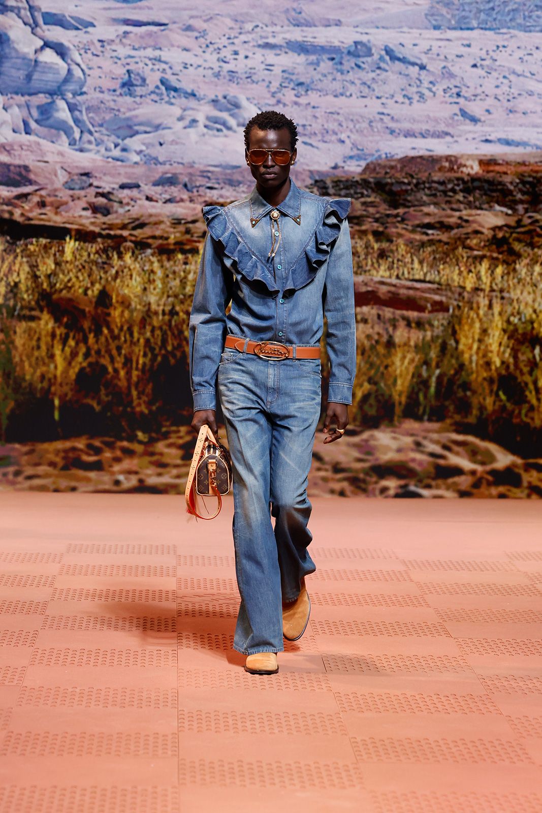 LOUIS_VUITTON_MENS_FALL_WINTER_2024_8.jpg