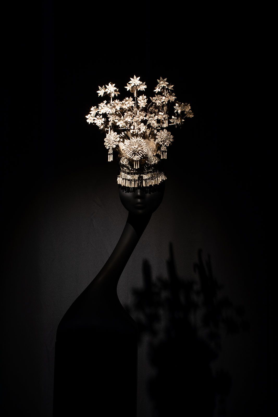 Philip Treacy Metalmagazine 4.jpg