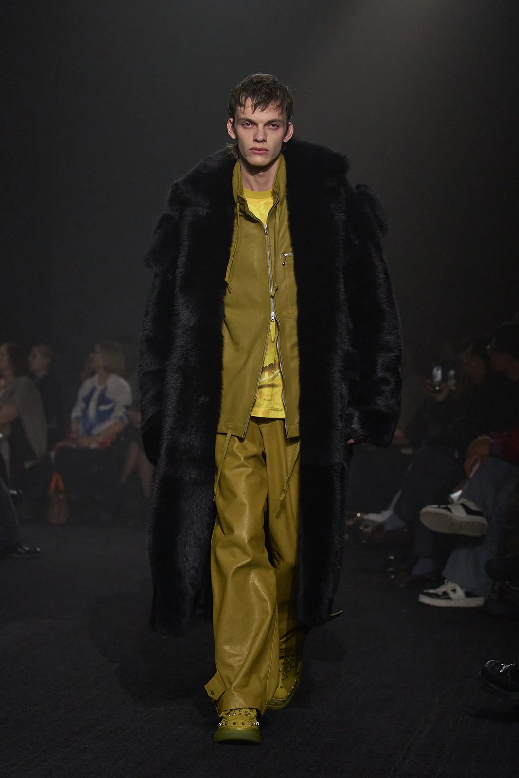 Burberry Fall 2023 Ready to Wear Gorunway 39.jpg
