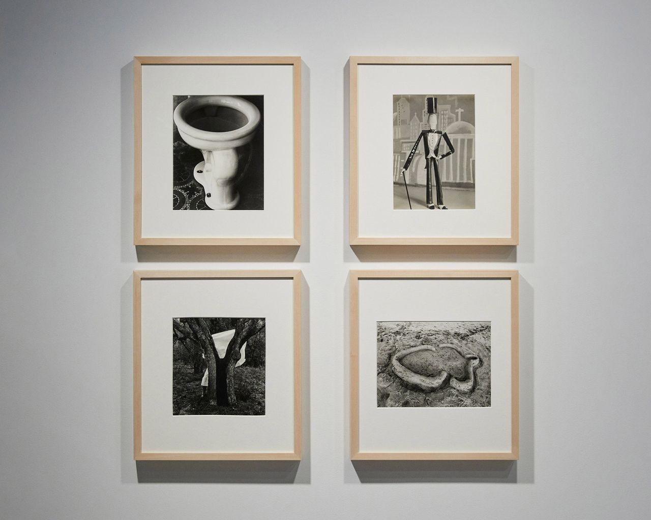 Centenario-Surrealista-Loewe_3.jpg