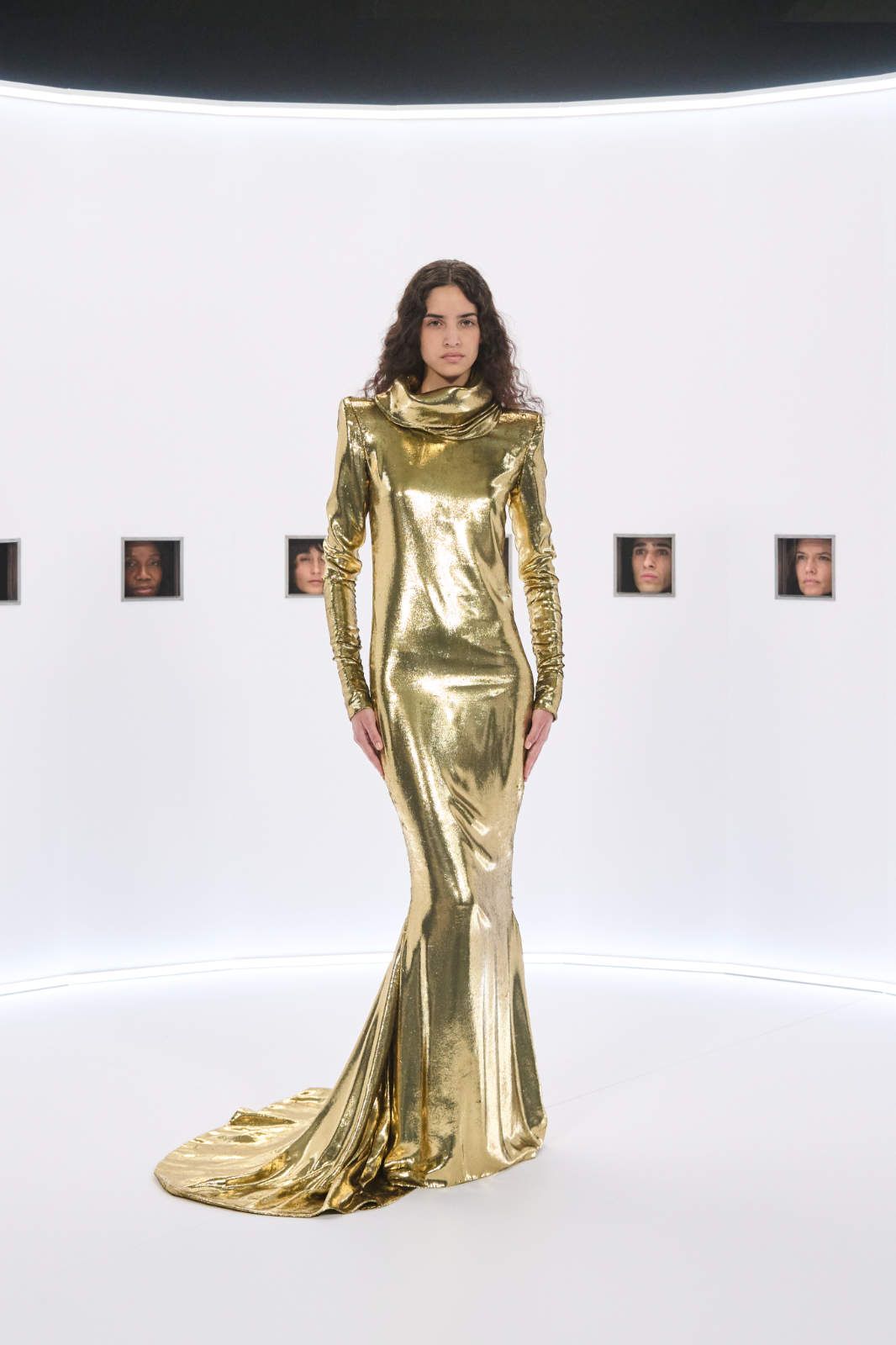 Valentino-Haute-Couture-2026_25.jpg