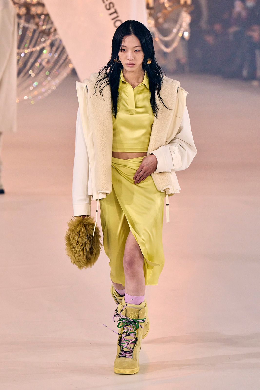 Off White Fall 2022 Ready to Wear Paris 21.jpg