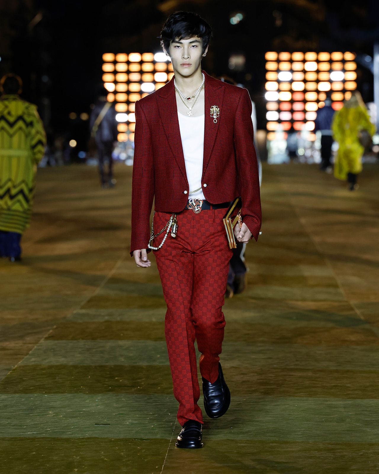 Louis Vuitton Mens Spring Summer 2024 Look 52.jpg