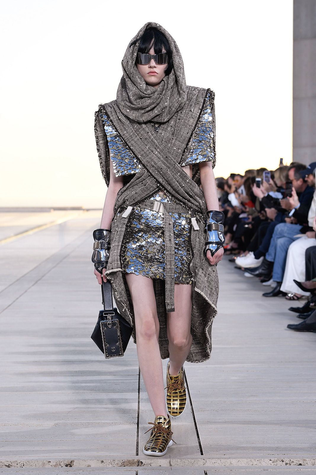 Louis Vuitton Cruise 2023 Metalmagazine 10.jpg