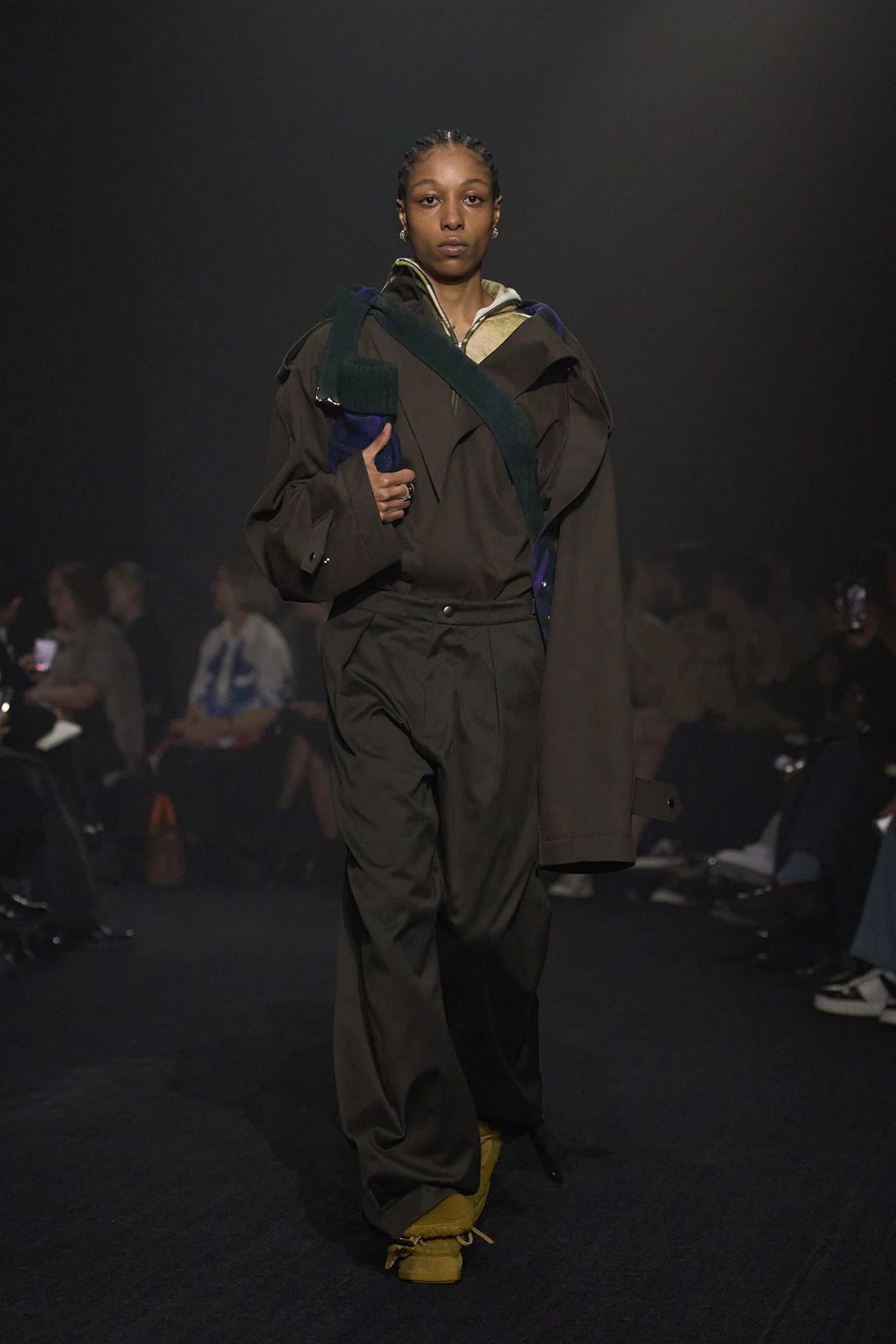 Burberry Fall 2023 Ready to Wear Gorunway 23.jpg
