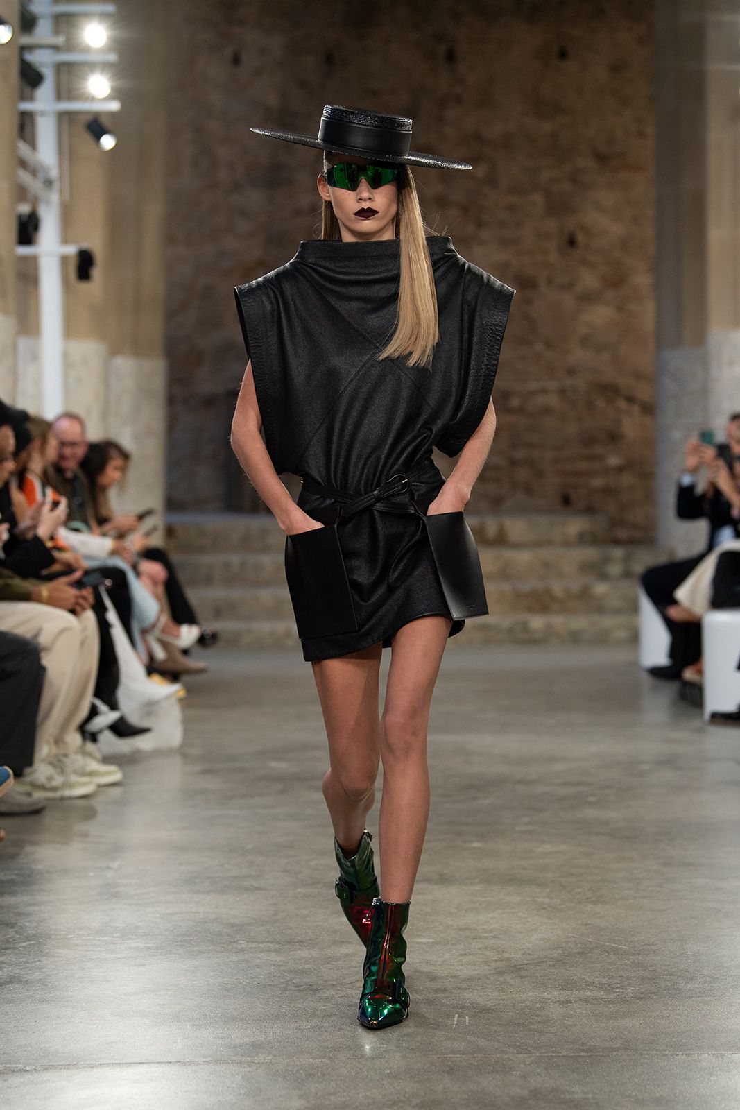Louis-Vuitton_CR25_12.jpg