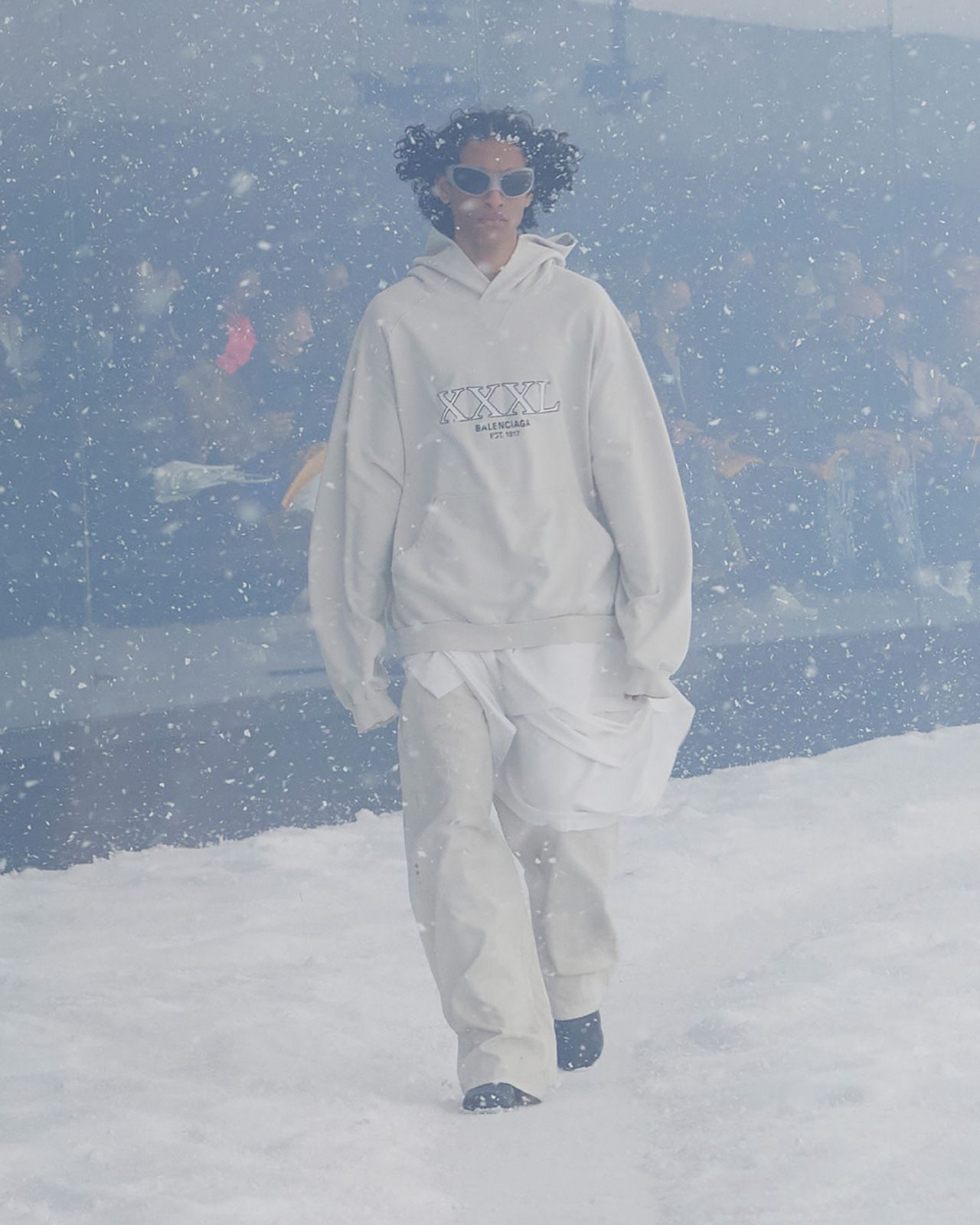 Balenciaga Winter 22 Look 46 Elijah.jpg