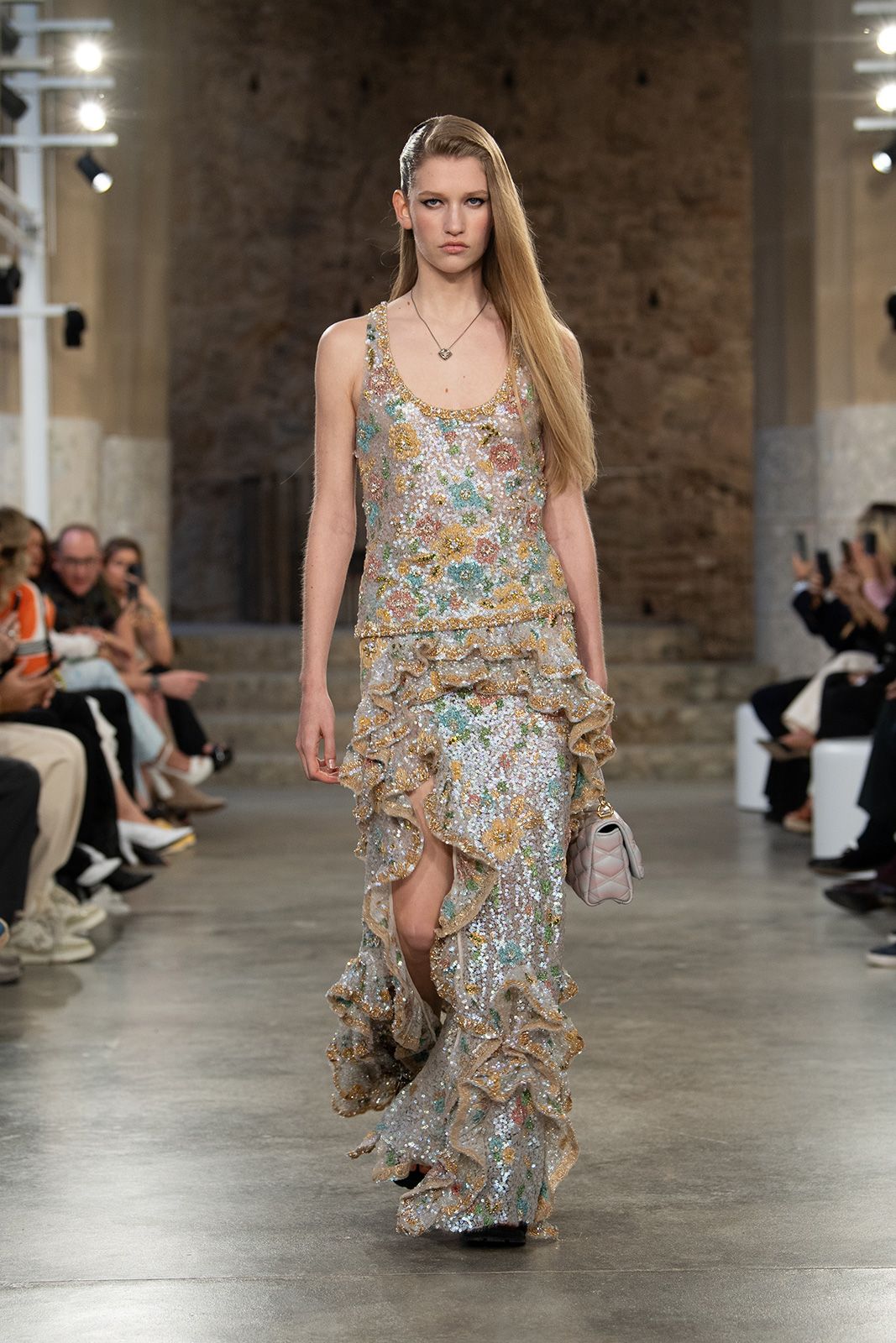 Louis-Vuitton_CR25_28.jpg