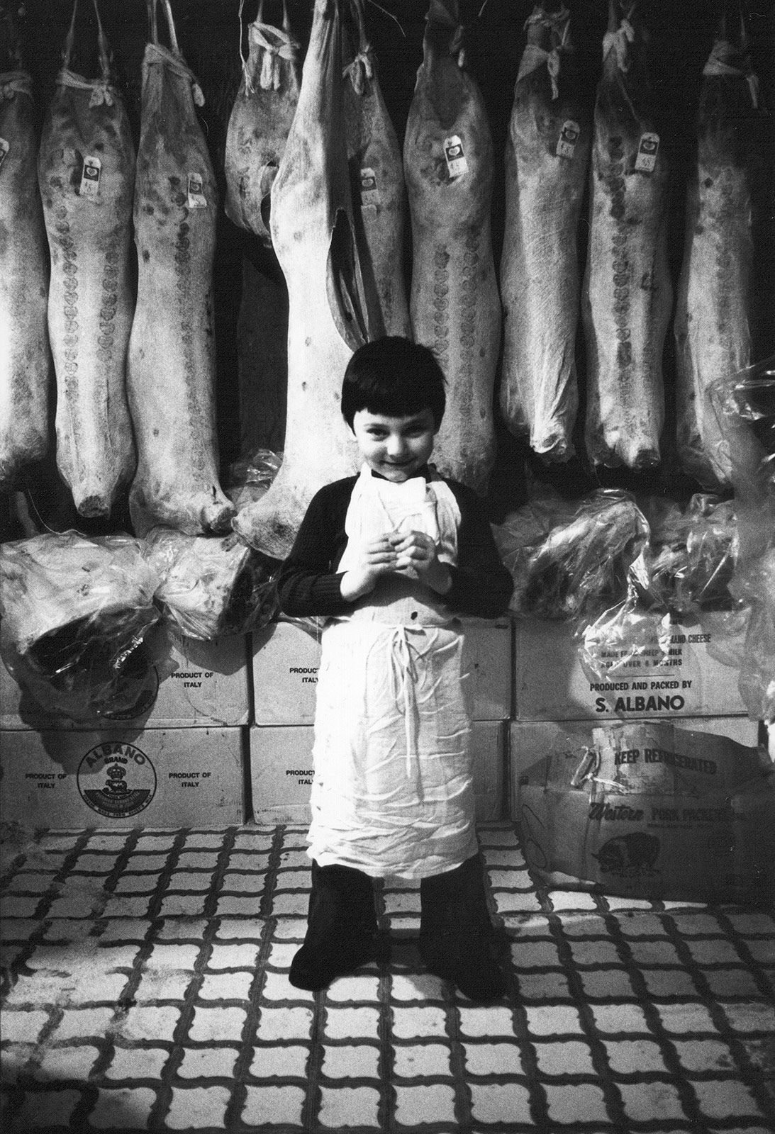 Arlene Gottfried Butchers Boy 1975 Arlene Gottfried Courtesy Galerie Bene Taschen.jpg