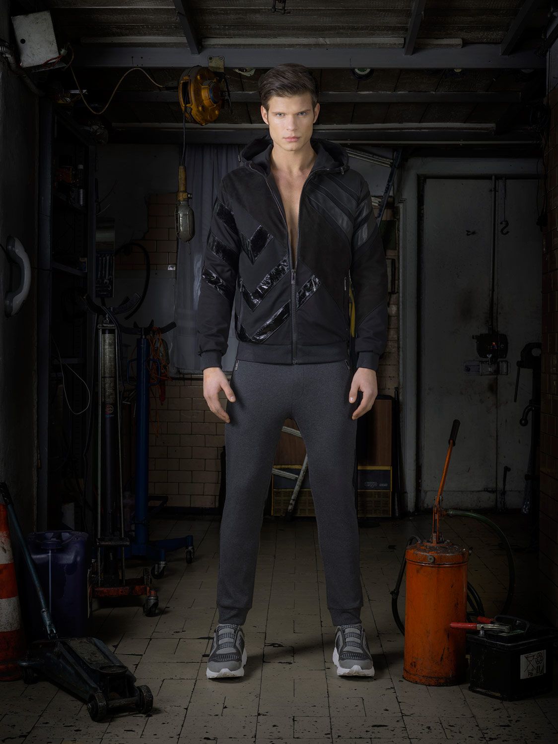 Dirk Bikkembergs Lee Wood Metalmagazine 15.jpg