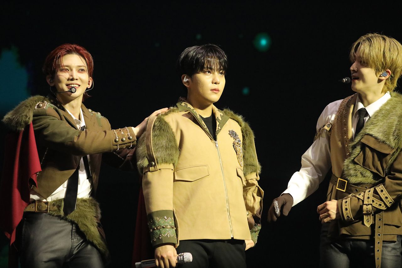 Ateez_4.jpg