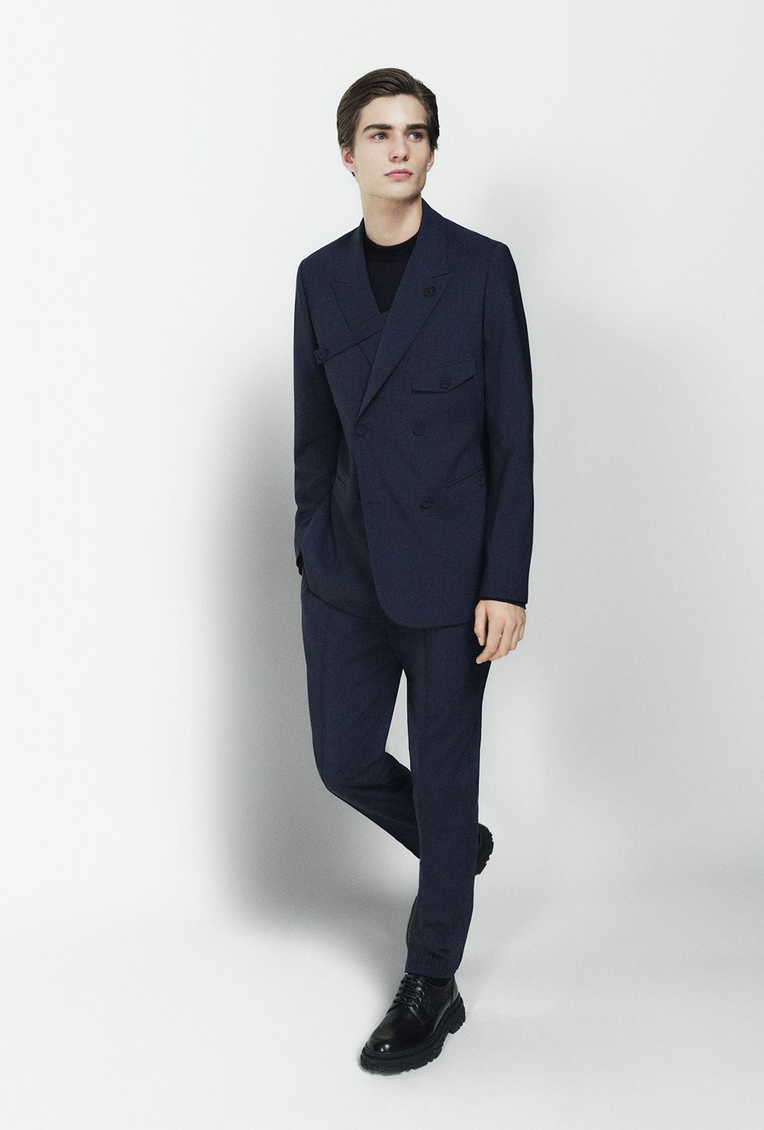 DIOR-MEN'S-SPRING-2025---TAILORING-BY-BRETT-LLOYD---LOOK-(6).jpg