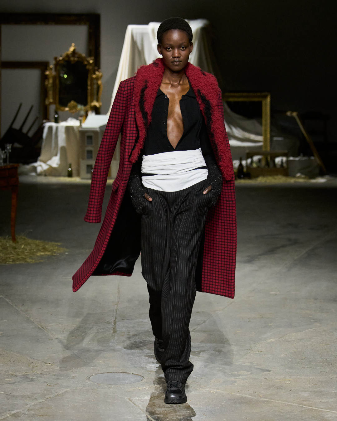 Oscar Oyuang F26 Look 23.jpg