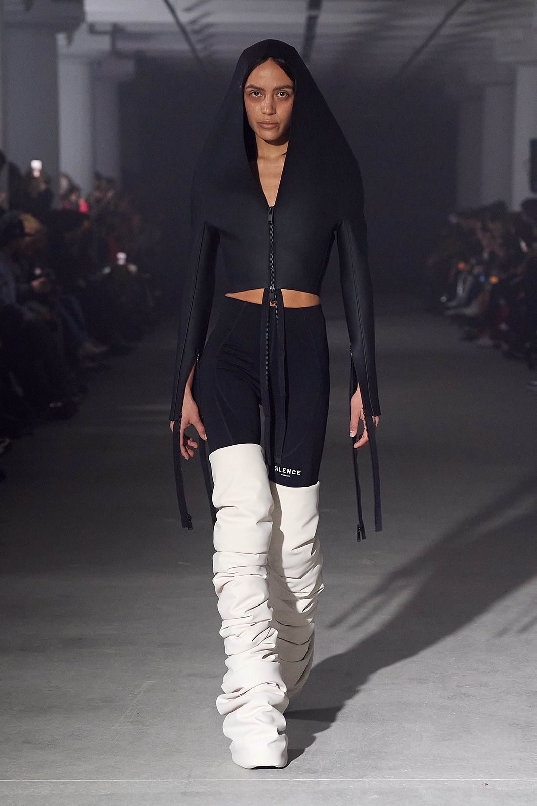 AW24-Copenhagen-Fashion-Week-HanKjbenhavn-Runway-2x3-James-Cochrane-12.jpg