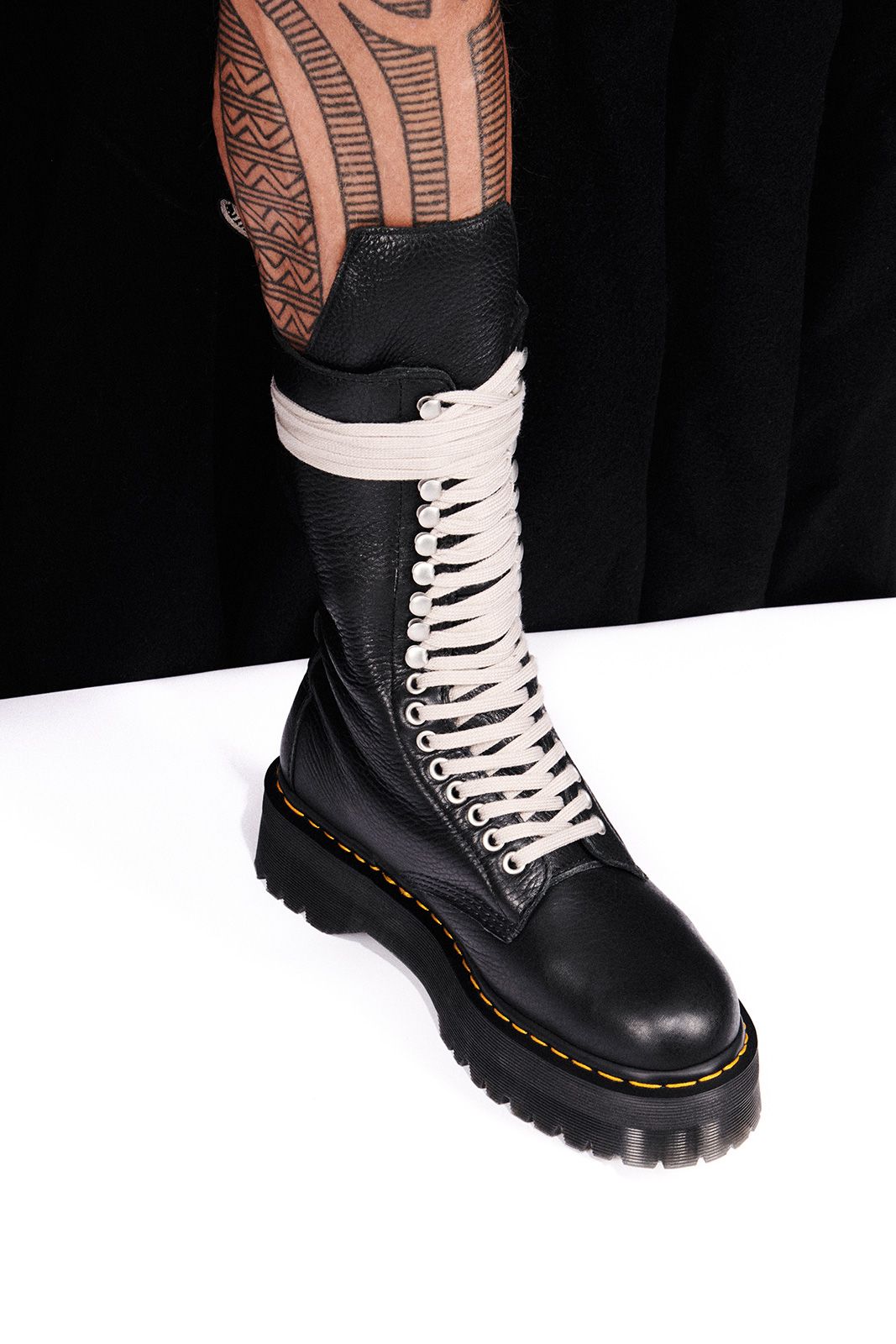 Rick Owens Drmartens Credito Owenscorp 1.jpg