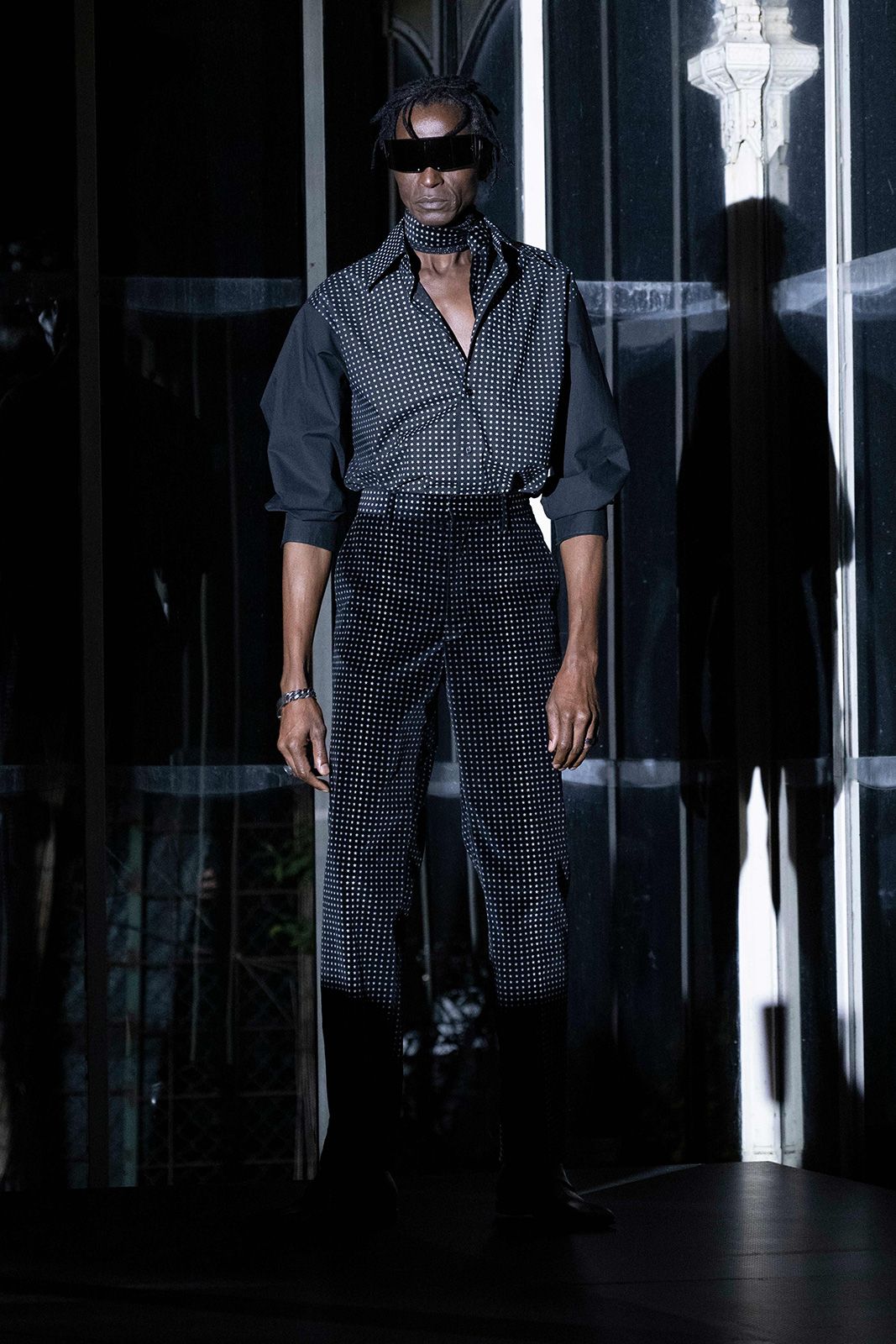 look0001.jpg