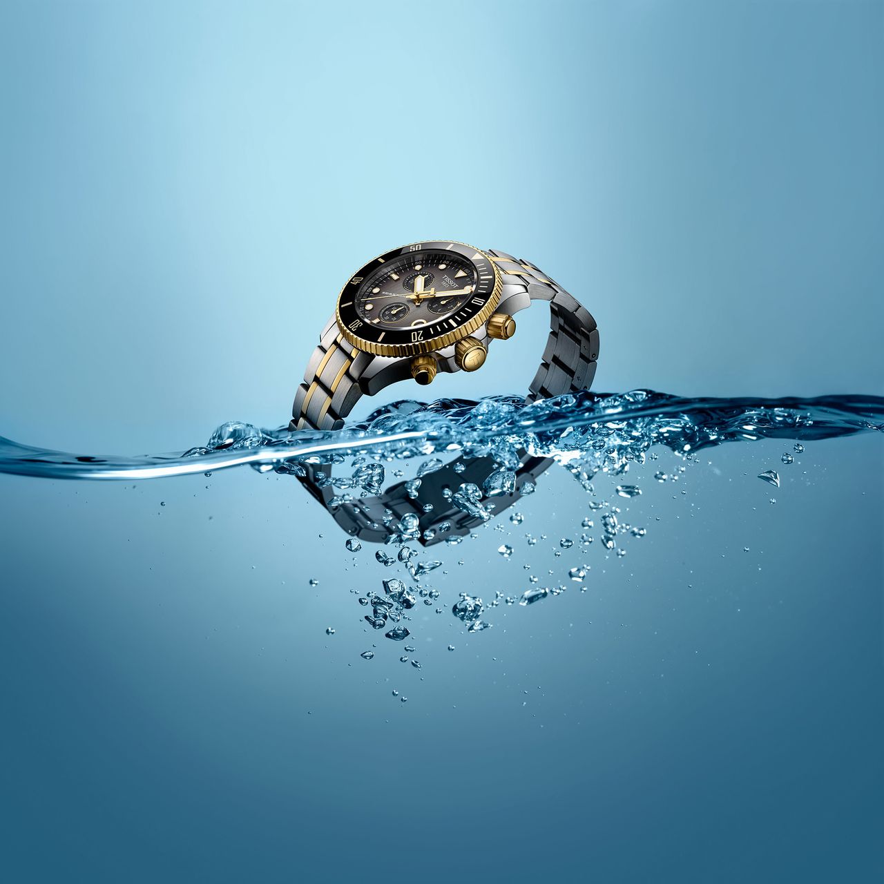 TISSOT-Seastar-38-mm_T1202172206100.jpg