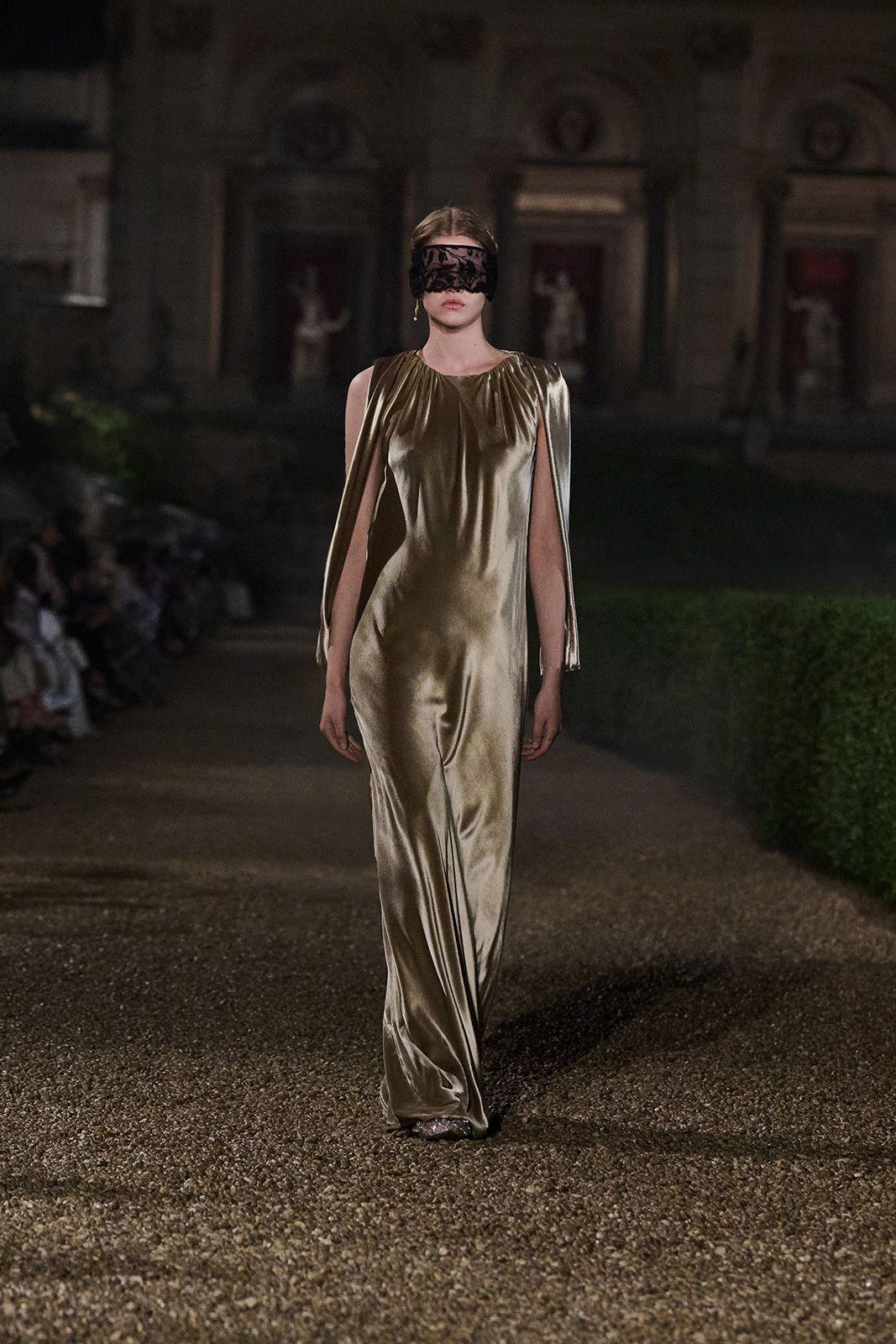 DIOR-CRUISE-26_24.jpg