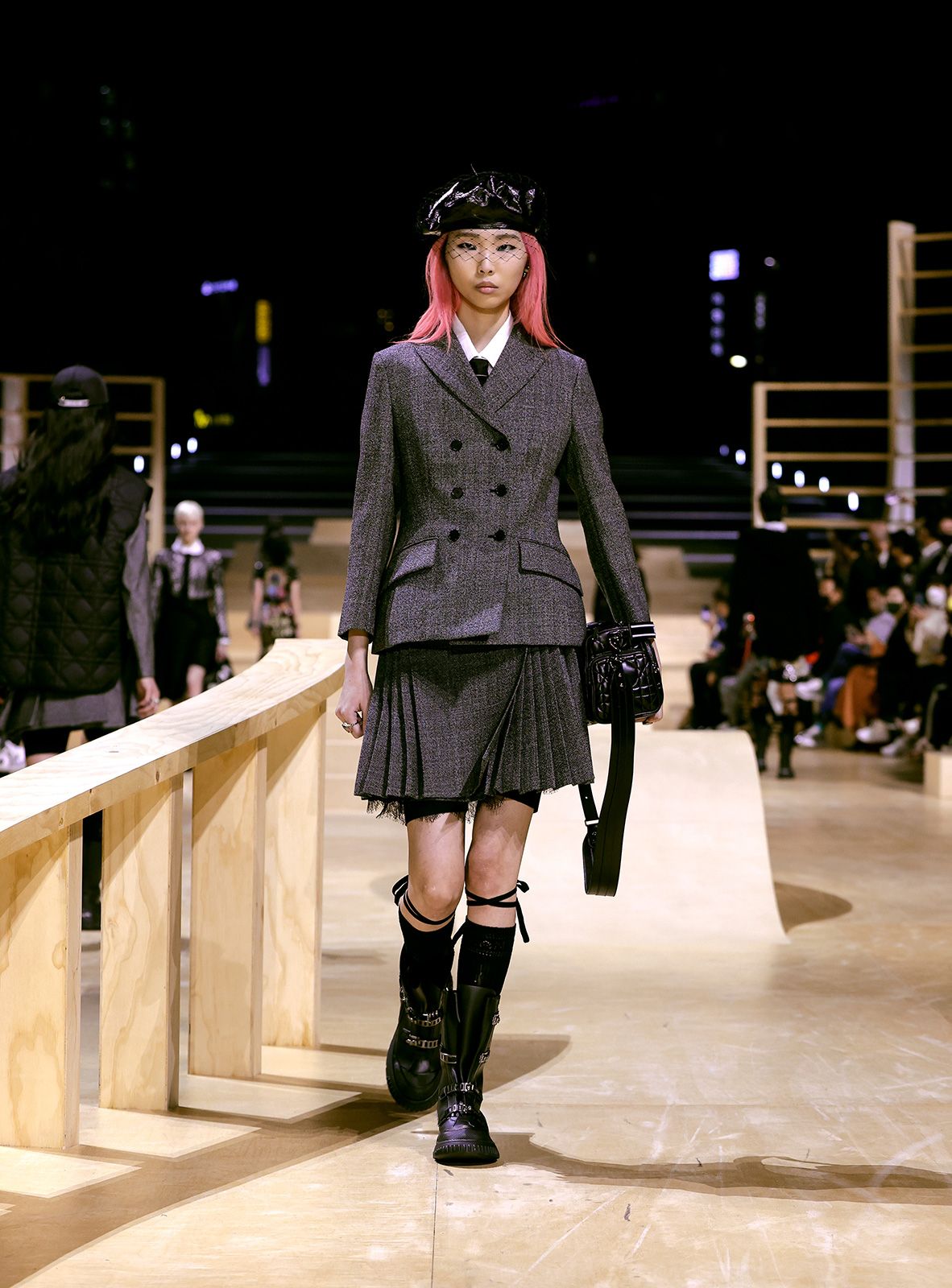 Dior Fall 2022 Show Metalmagazine 29.jpg