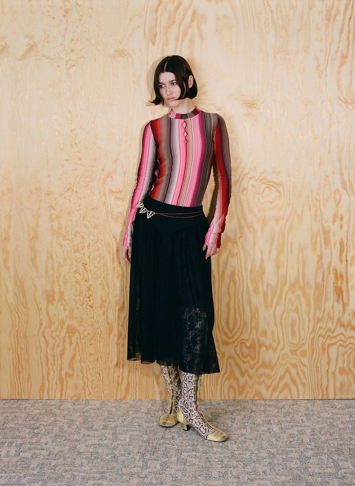 Anne Isabella Metalmagazine 19.jpg