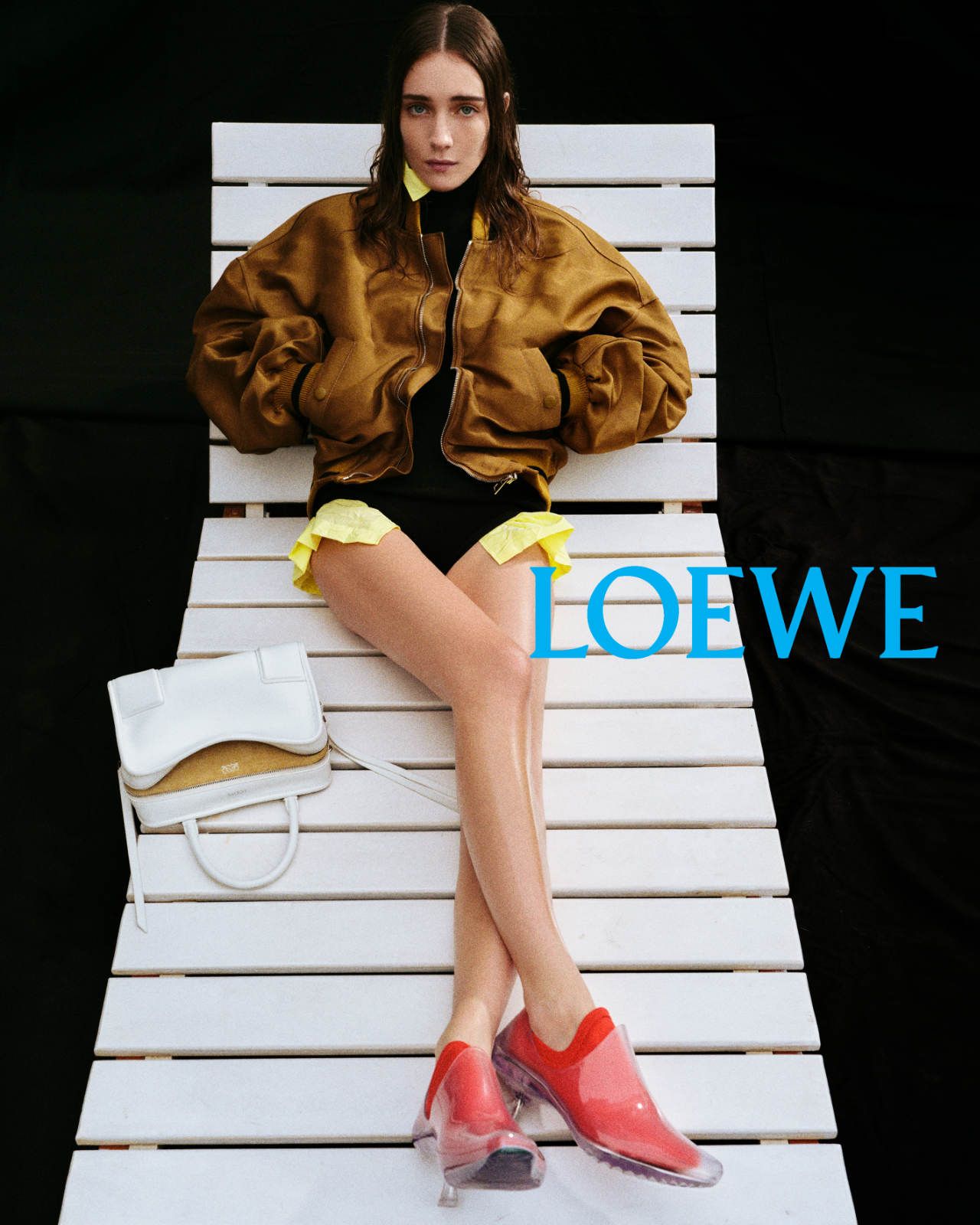 LOEWE SS26 CAMPAIGN TALIA RYDER 1.jpg