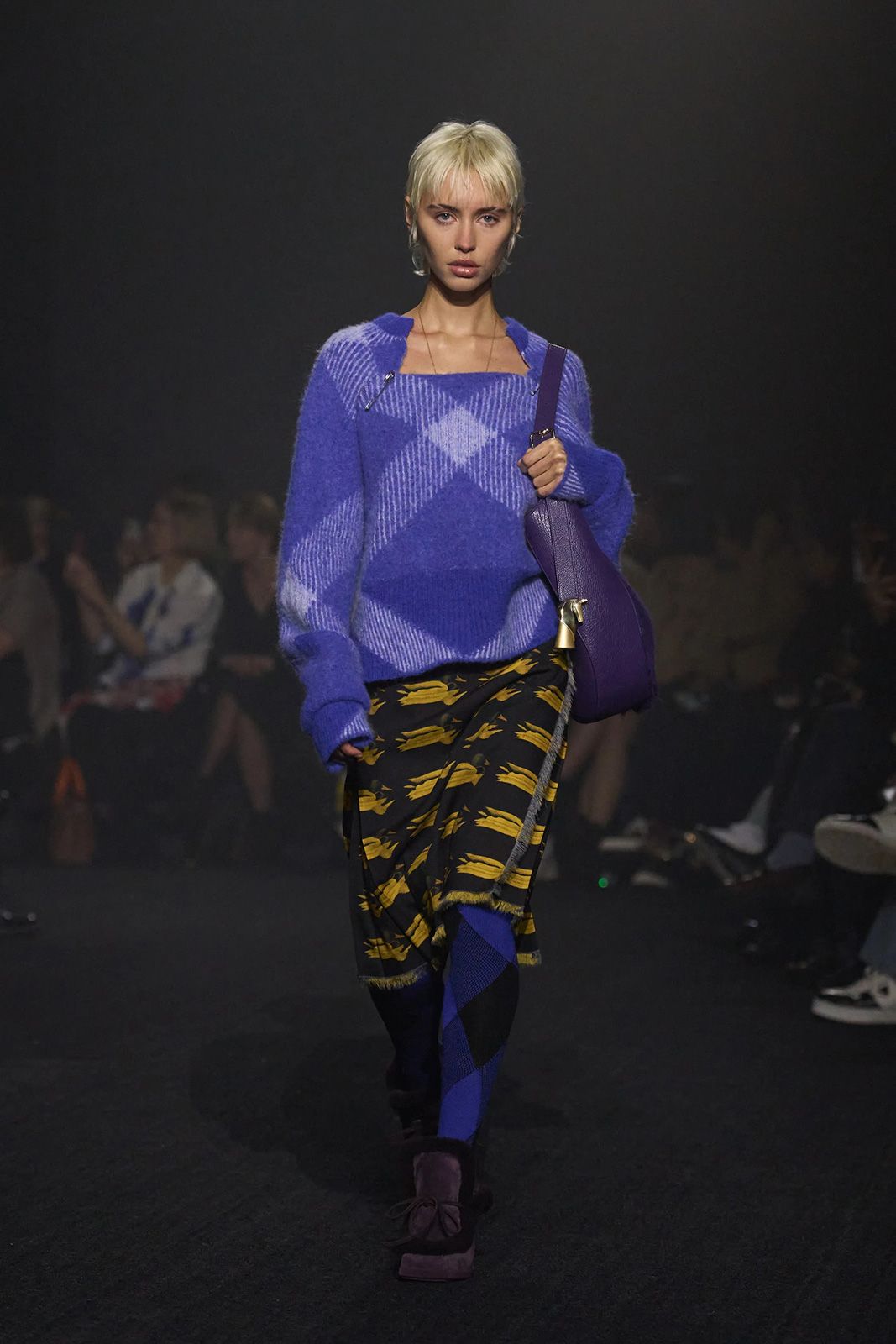 Burberry Fall 2023 Ready to Wear Gorunway 30.jpg