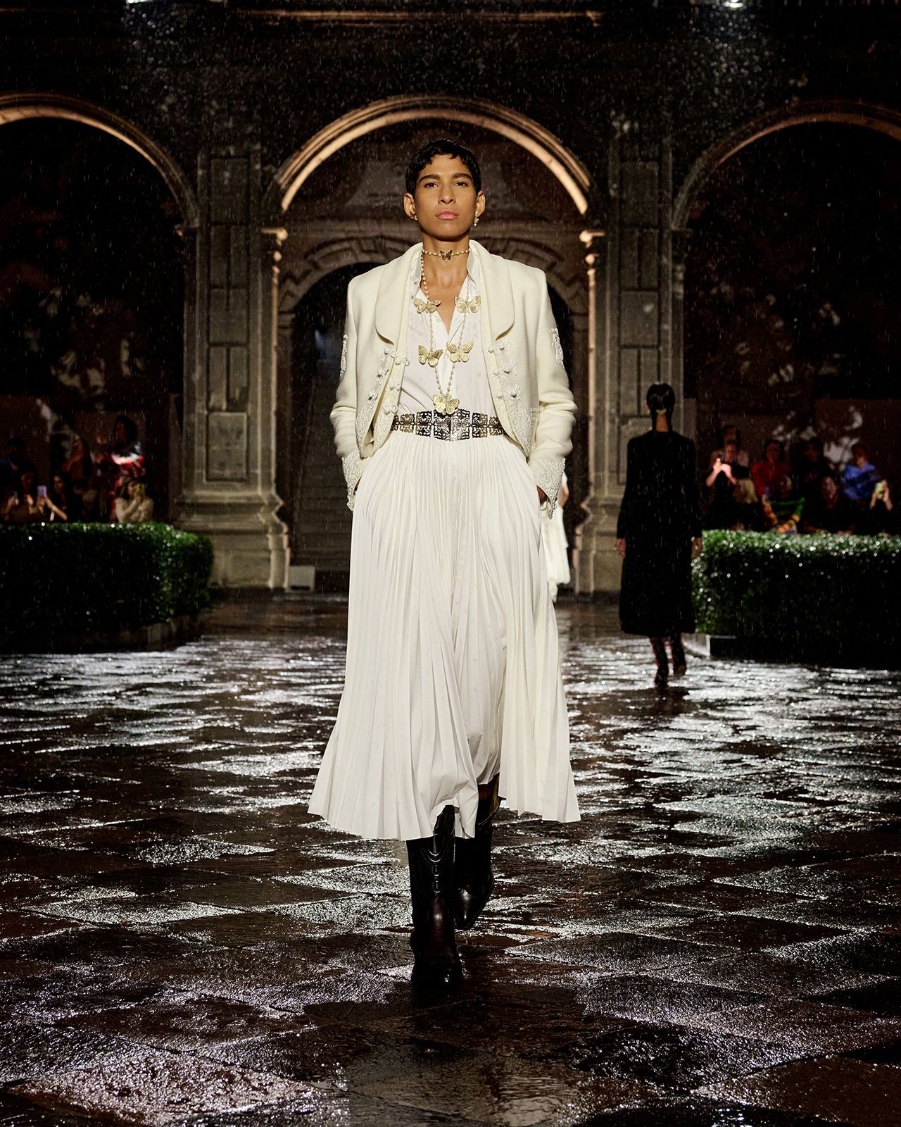 Dior Cruise 2024 13.jpg