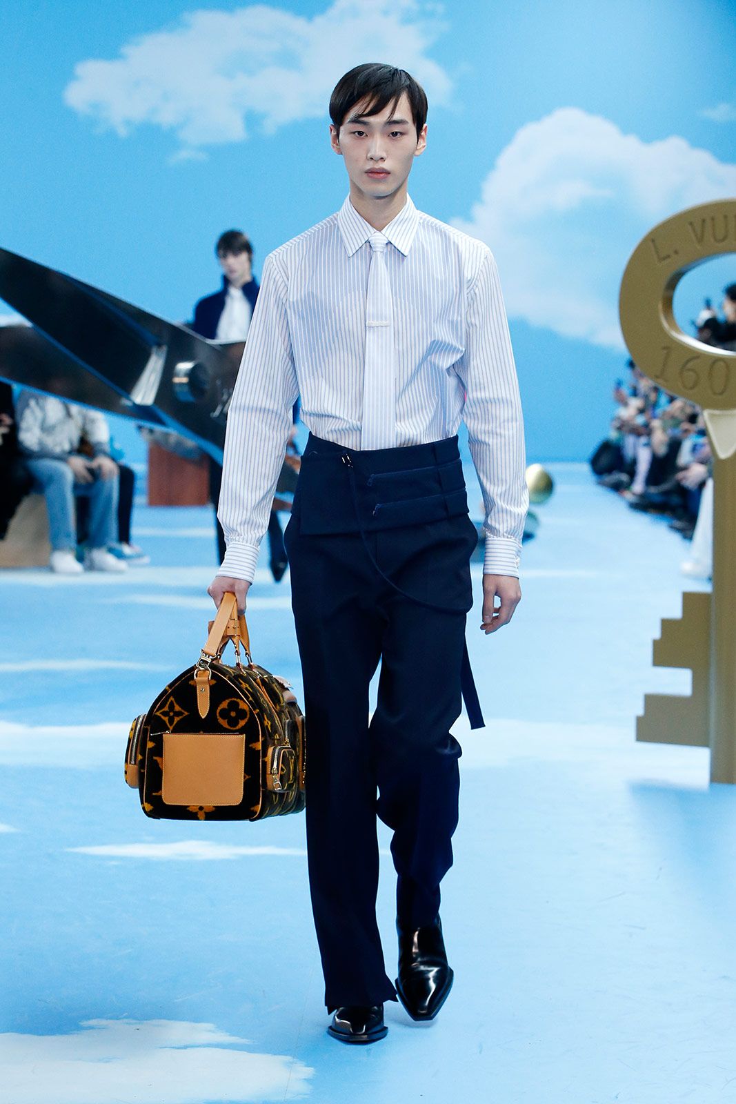 Louis Vuitton F W20 Metalmagazine 11.jpg