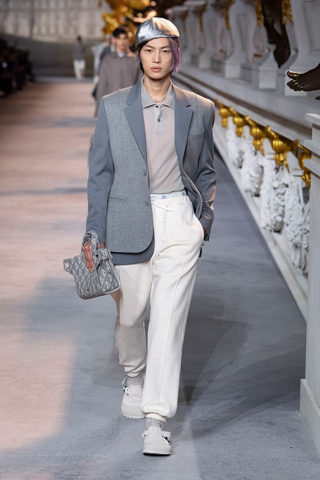 Dior Men W22 23 30.jpg