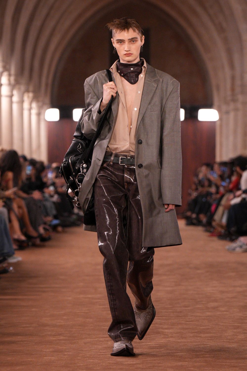Acne-Studios_SS26_17.jpg