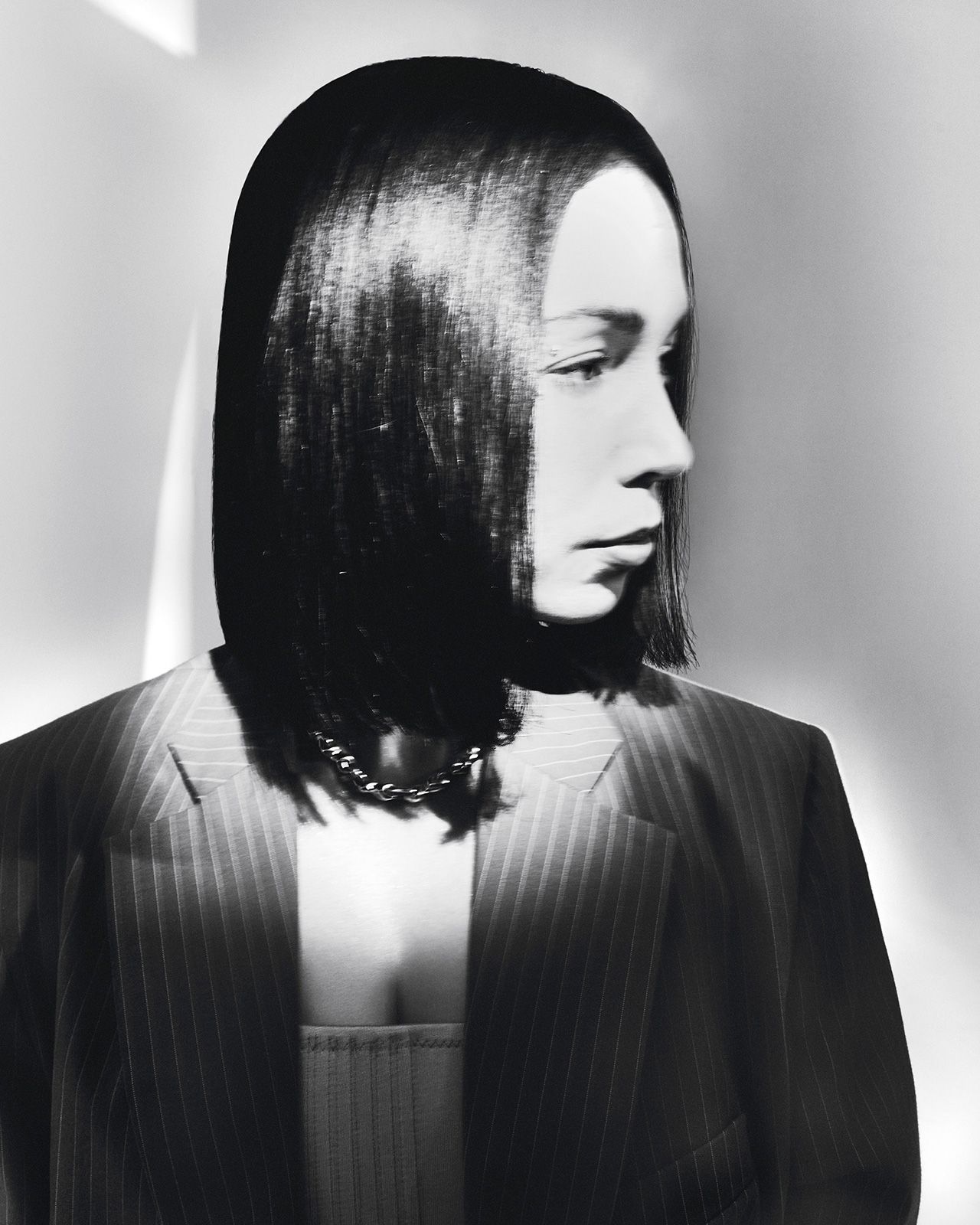 Kelly Lee Owens Metalmagazine 2.jpg