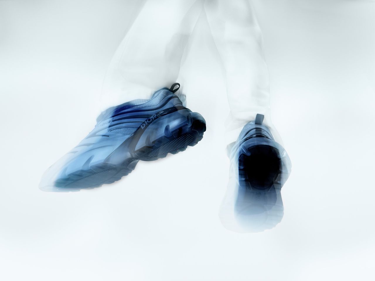 Dior-B44-Blade-Sneakers_2.jpg