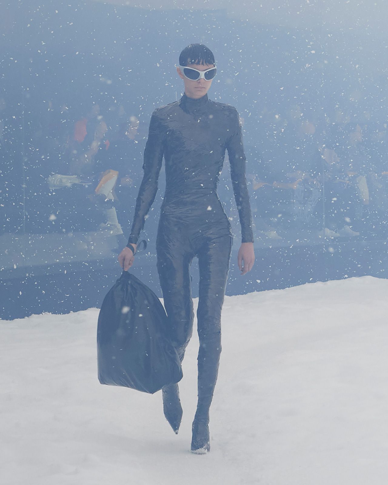 Balenciaga Winter 22 Look 3 Wali.jpg