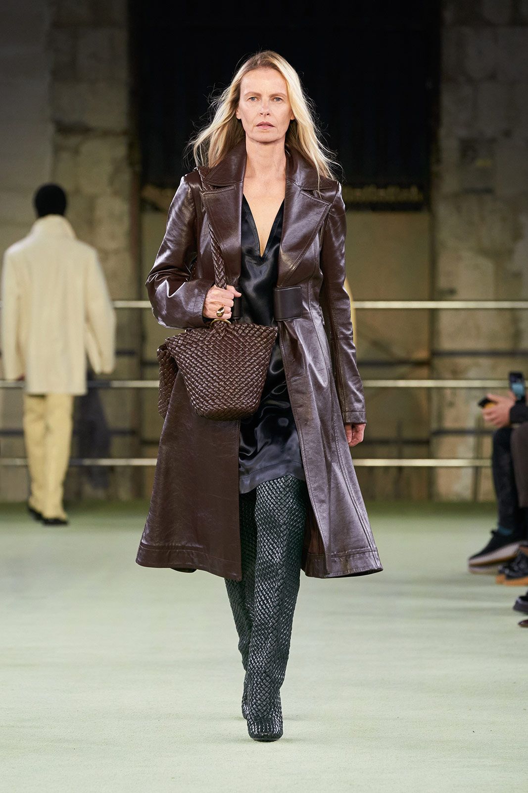 Bottega Veneta W22 048.jpg