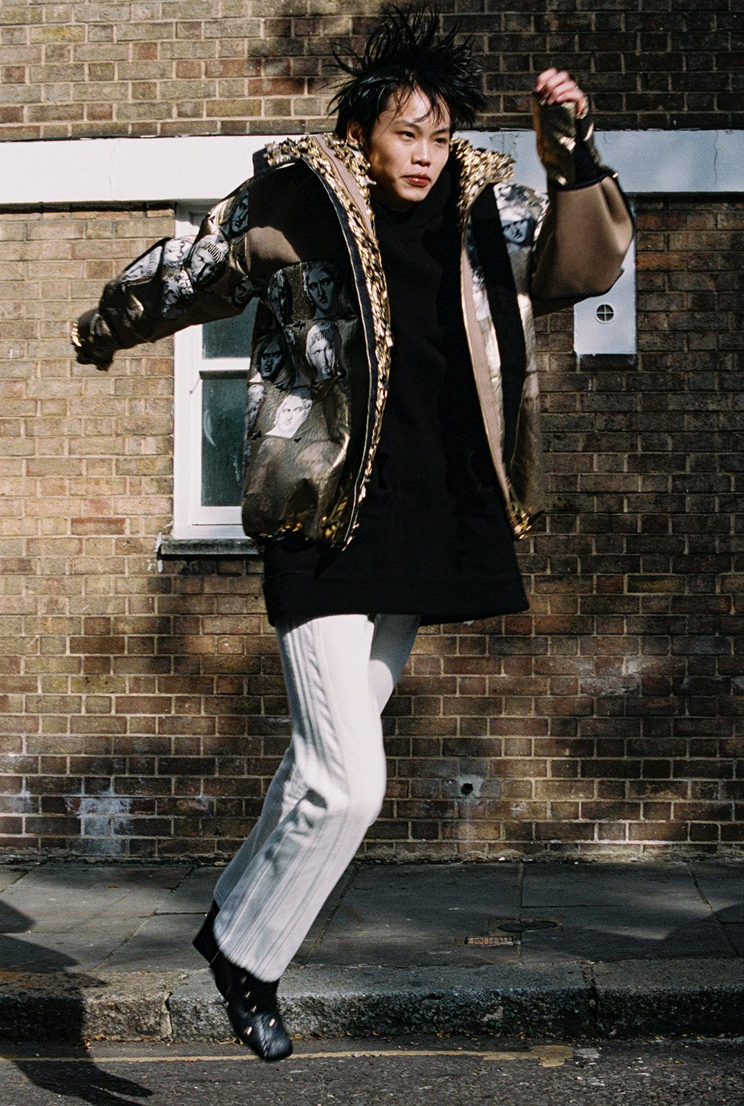 Sarah Tahon Metalmagazine 3.jpg