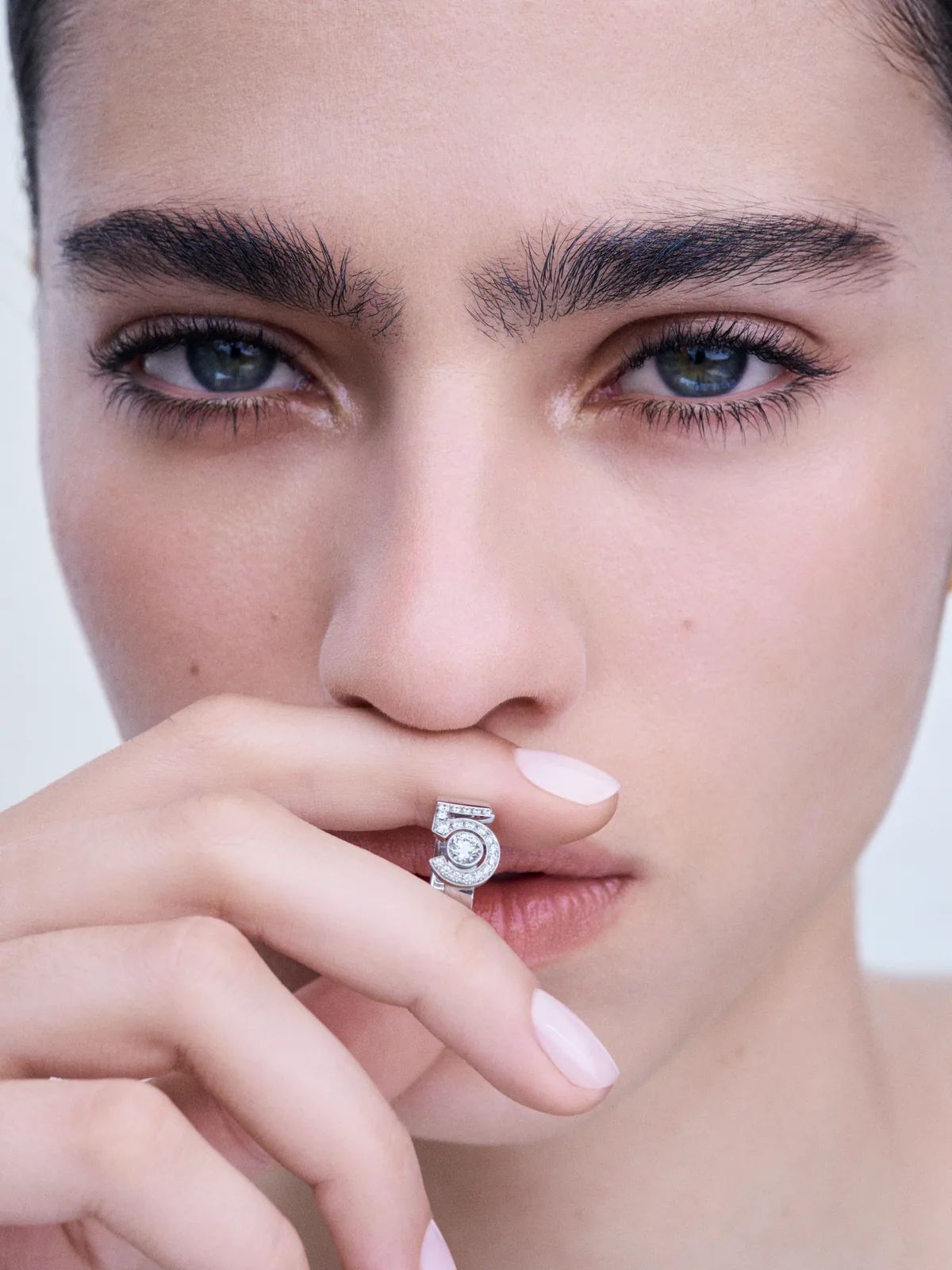metal-chanel-jewel-edit-07.webp