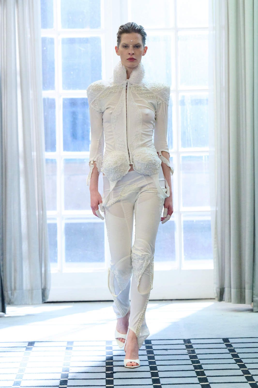 Lou de Betoly_AW26_Look036_by_James Cochrane_for_BFW_PRESS.jpg
