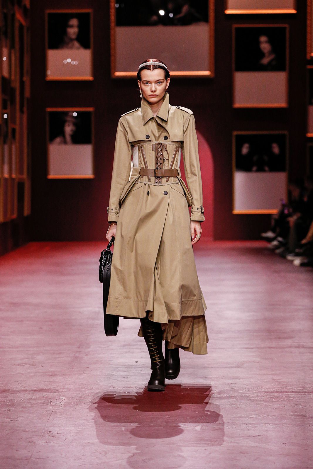 Dior Aw 22 23 Metalmagazine 11.jpg