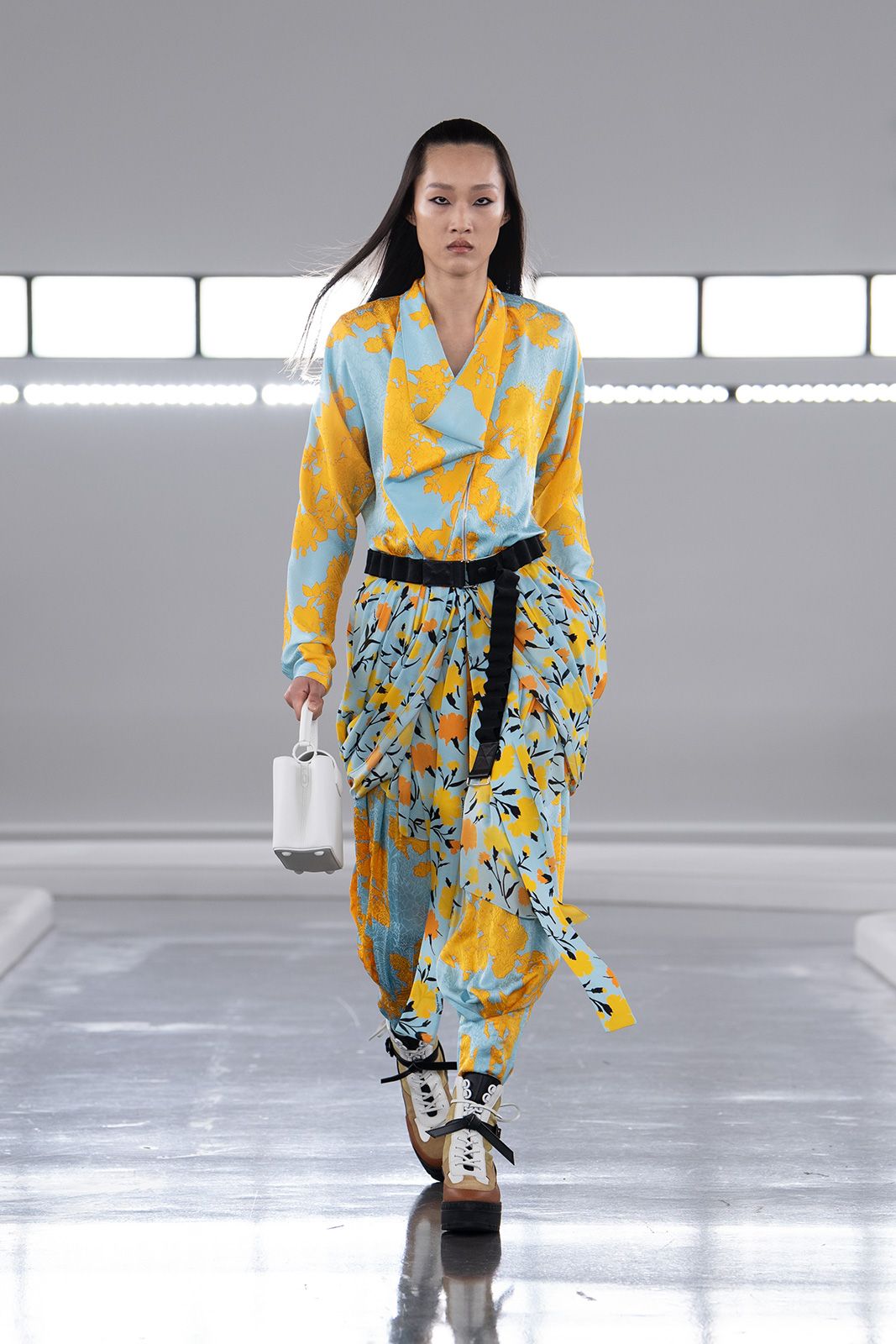 Louis_Vuitton_Women_s_Pre-Fall_2024_29.jpg