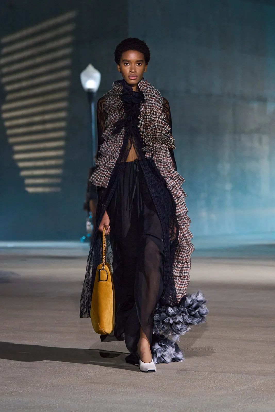 metal-jonathan-anderson-takes-over-la-for-his-cruise-2026-debut-collection-33.webp