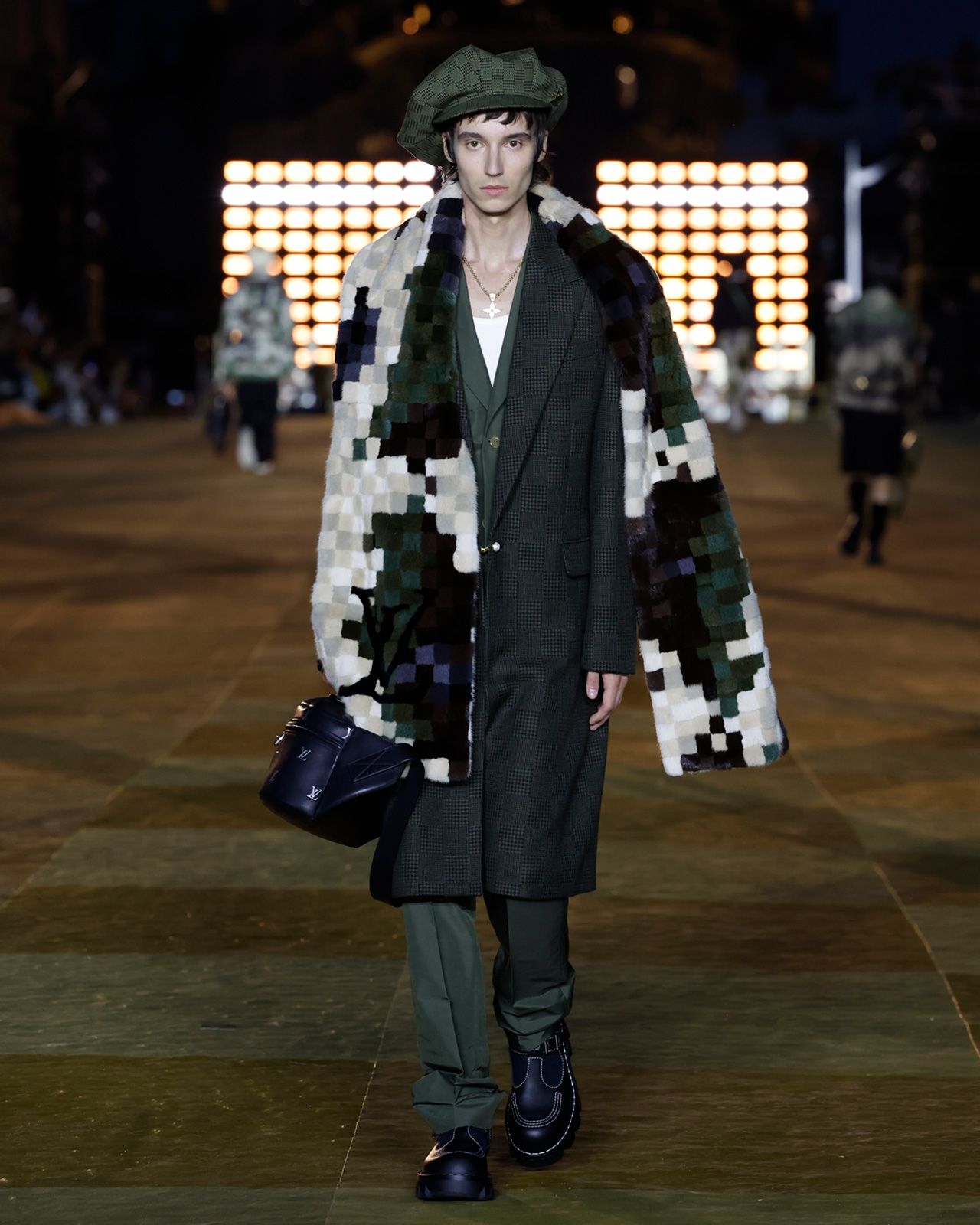 Louis Vuitton Mens Spring Summer 2024 Look 16.jpg