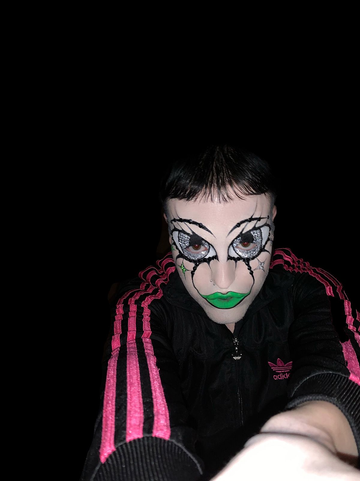 Hugo Trix Metalmagazine 5.jpg