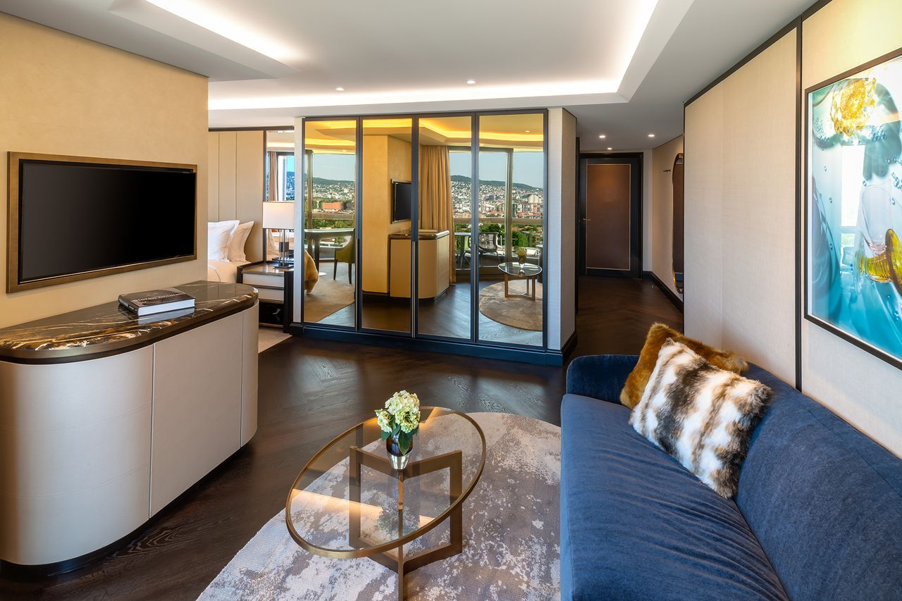 FIVE-Zurich_19.jpg