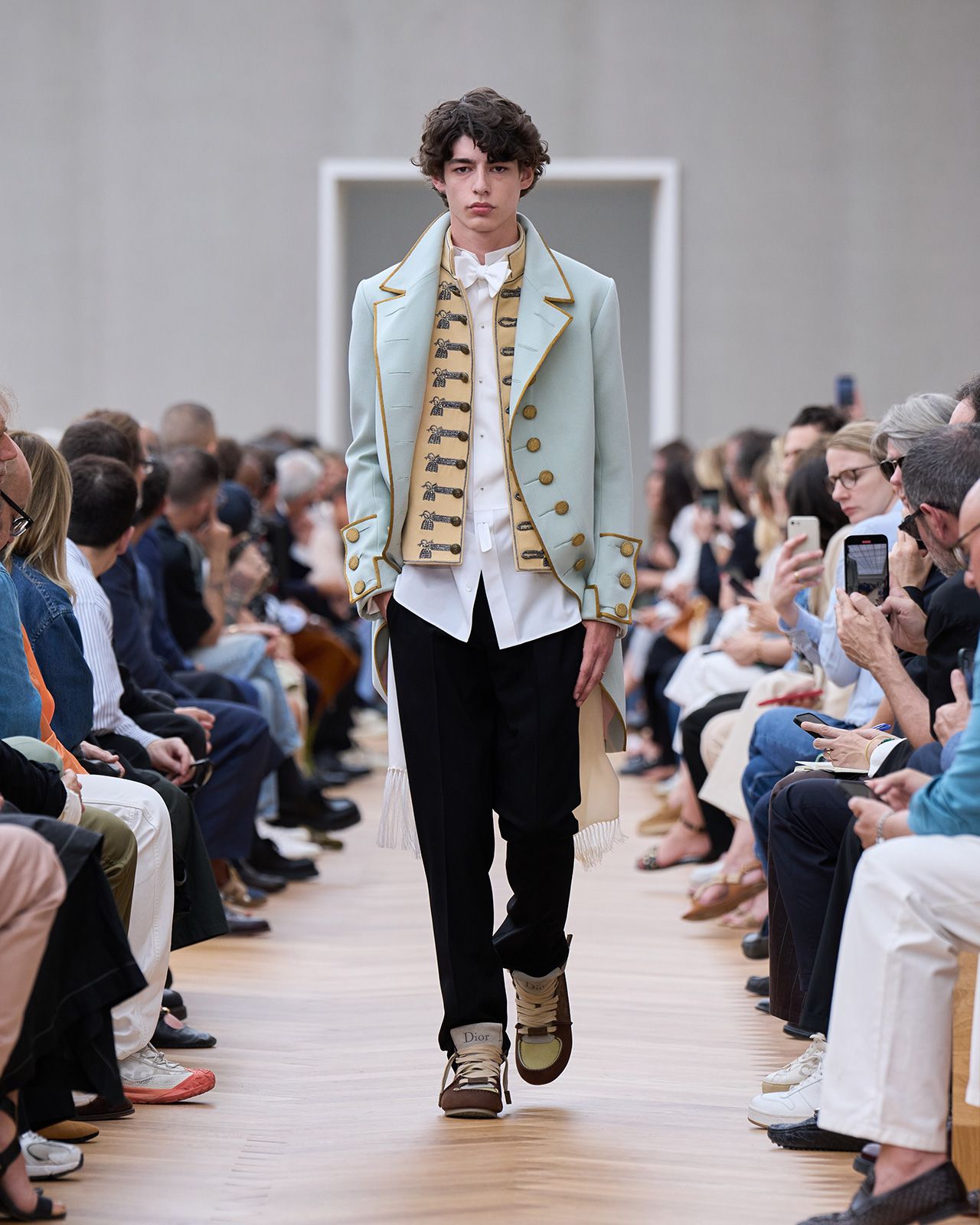 DIOR-SUMMER-2026-COLLECTION_VISUELS_LOOK-RUNWAY_23.jpg