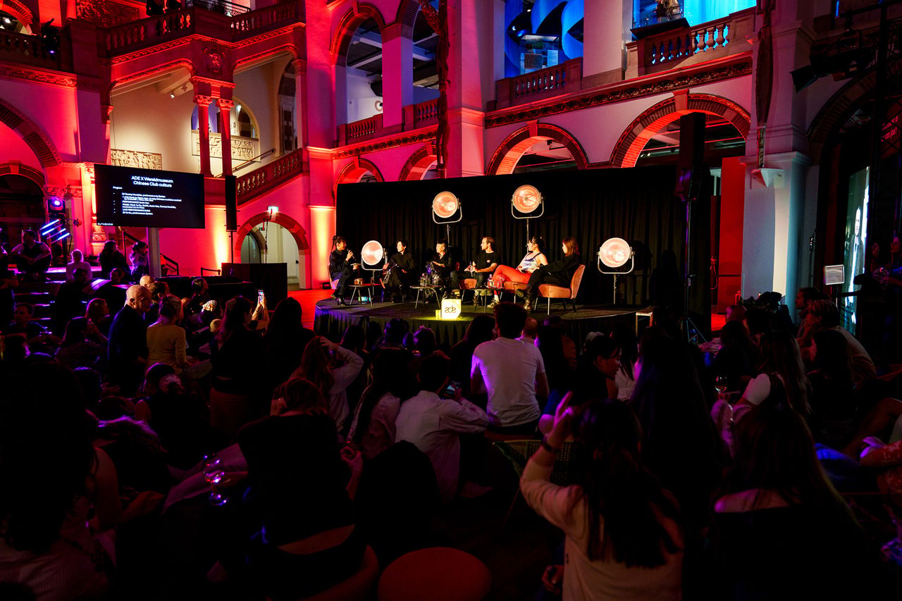 13_Jasper-ten-Tusscher_ADE_Chinese-Club-Culture_1025.jpg