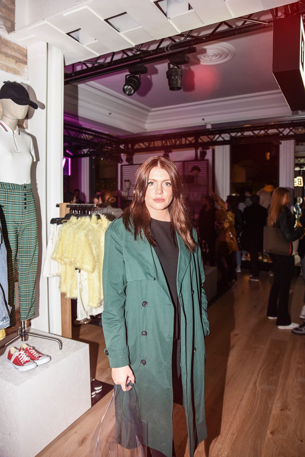 Bershka Portal Del Angel Fiesta Gigi Vives.jpg