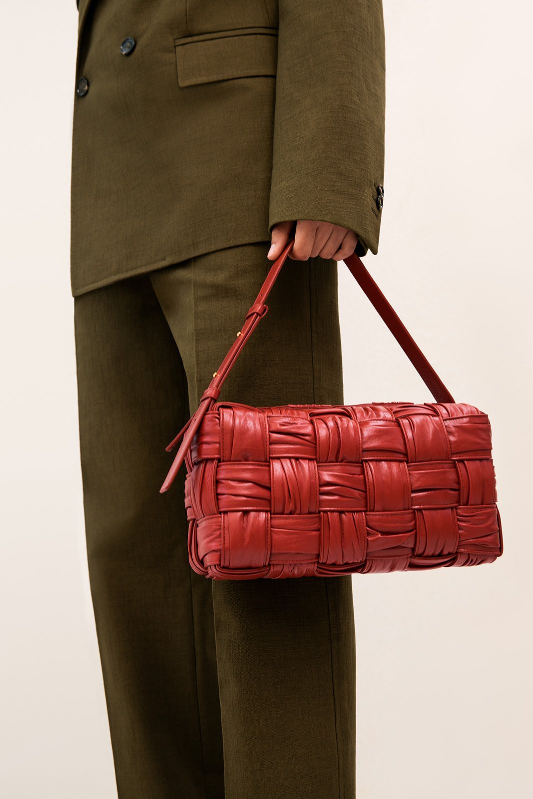 Bottega Veneta P S23 Vogue 017 Detail.jpg