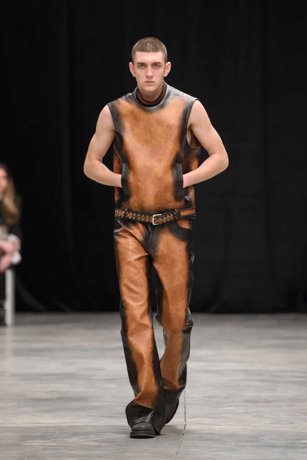metal-mercedes-benz-fashion-week-tbilisi-03-lado-bokuchava-01.webp